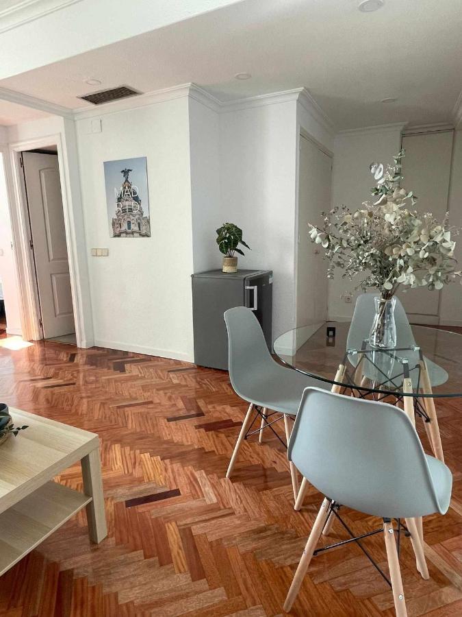 Apartamento Con Terraza Y Vistas Alcalaretiro Madrid Eksteriør bilde