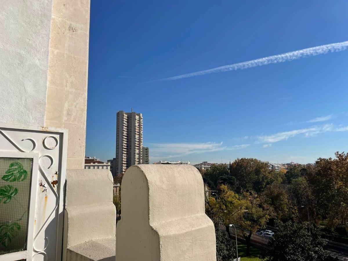 Apartamento Con Terraza Y Vistas Alcalaretiro Madrid Eksteriør bilde